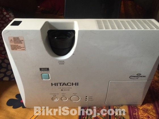hitachi cp-x2521wn projector